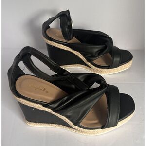 Qupid Black Wedge Heels Womens 9-9.5 Crinkle Leather Ankle Strap Y2k 90s Sandals